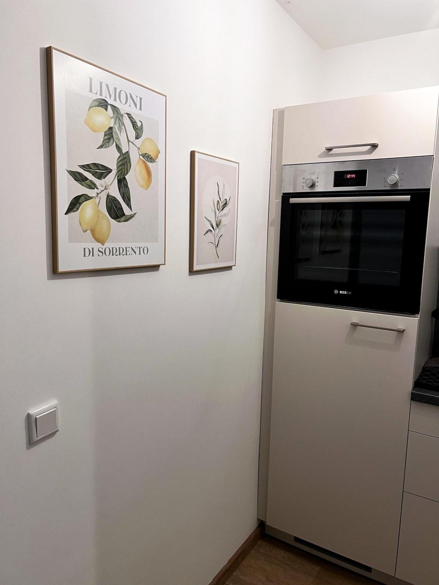 Zentrale Wohlfuehloase Mit Parkplatz Apartment Osnabrueck Luaran gambar