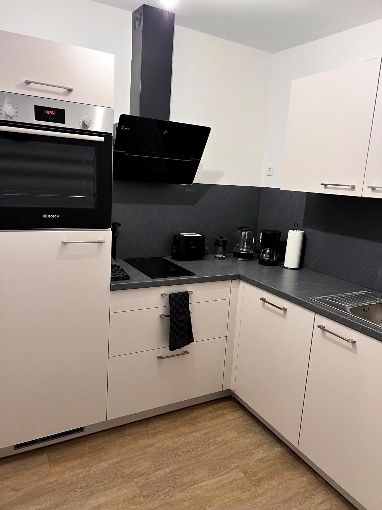 Zentrale Wohlfuehloase Mit Parkplatz Apartment Osnabrueck Luaran gambar